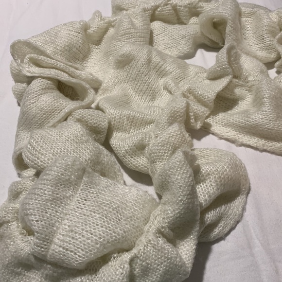 Calvin Klein Sparkling Infinity Scarf - Picture 10 of 13